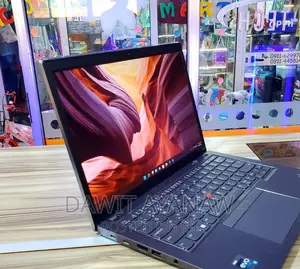 Photo - New Laptop Lenovo 16GB Intel Core I5 SSD 512GB