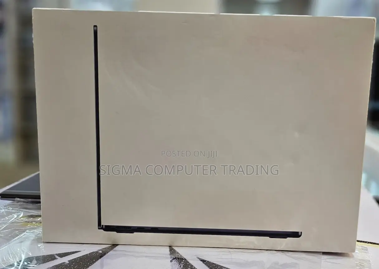 New Laptop Apple MacBook Air 2022 M2 8GB Apple M2 SSD 256GB