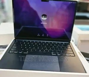 New Laptop Apple MacBook 8GB Apple M2 SSD 256GB