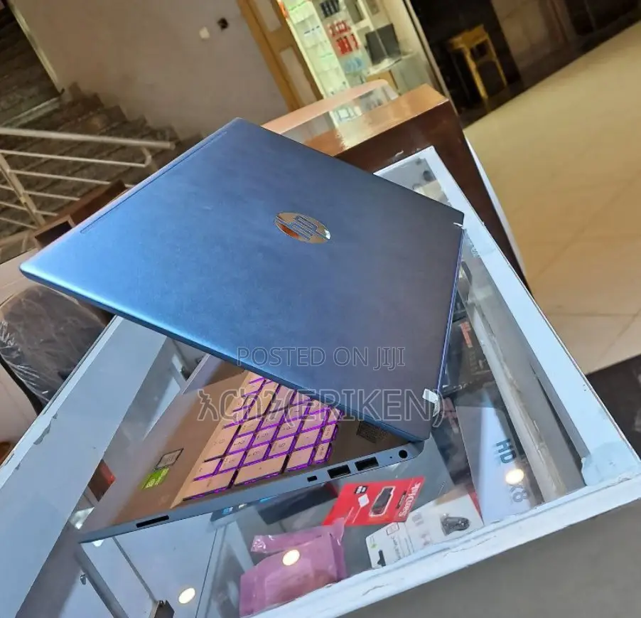 New Laptop HP Pavilion 15 8GB Intel Core I5 SSD 512GB