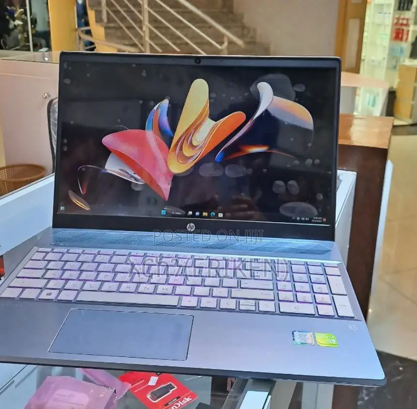 New Laptop HP Pavilion 15 8GB Intel Core I5 SSD 512GB