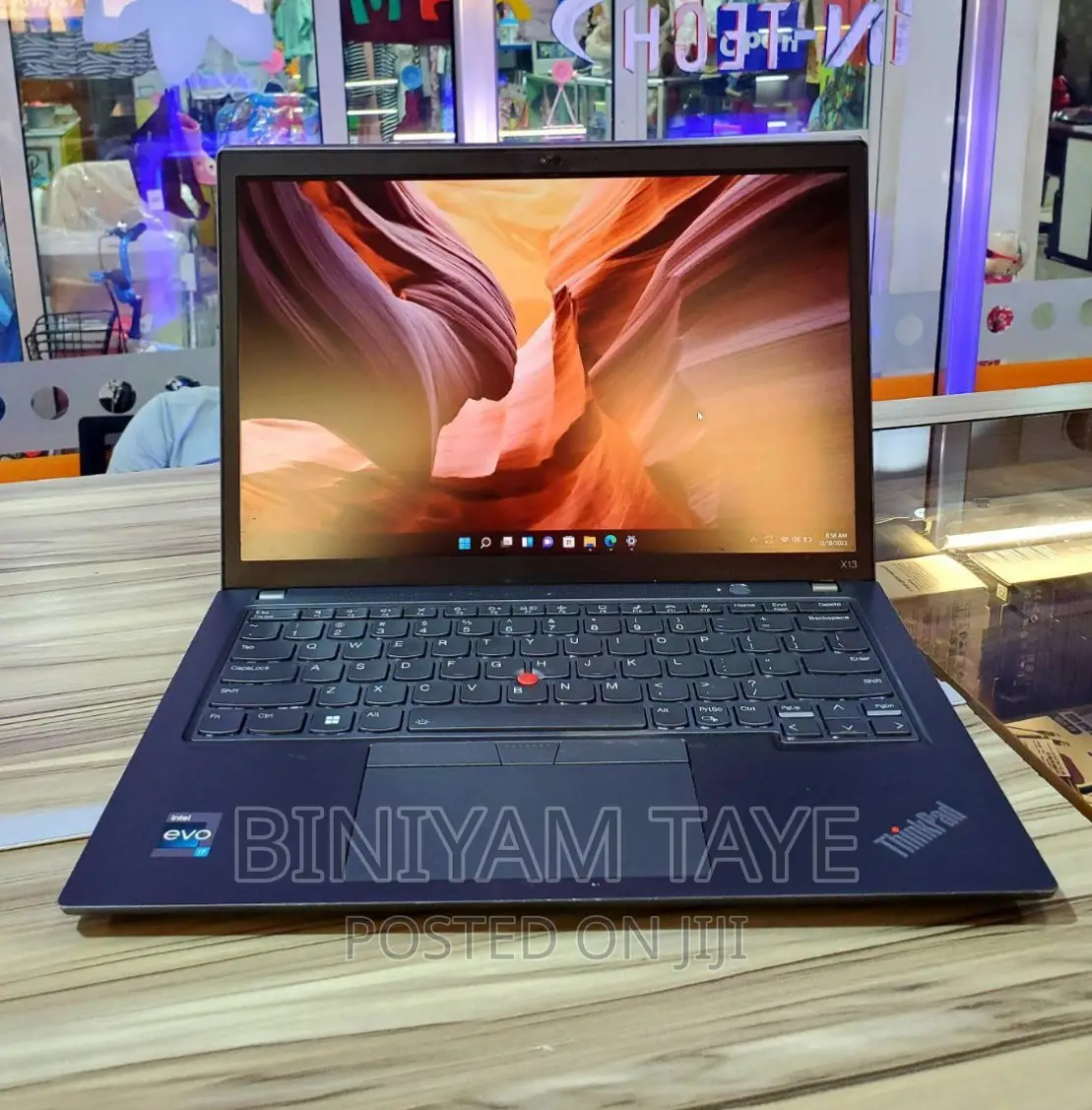 New Laptop Lenovo Thinkpad X13 Yoga 16GB Intel Core I7 SSD 512GB