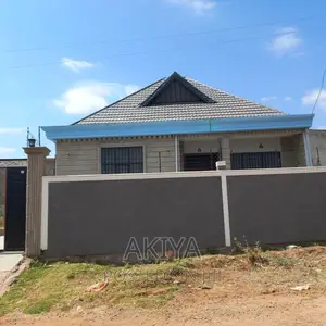 Furnished 5bdrm Villa in Villa, Oromia-Finfinne for sale