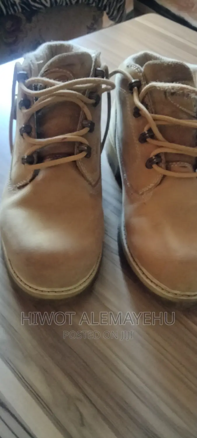 Nice and Comfort Shoes