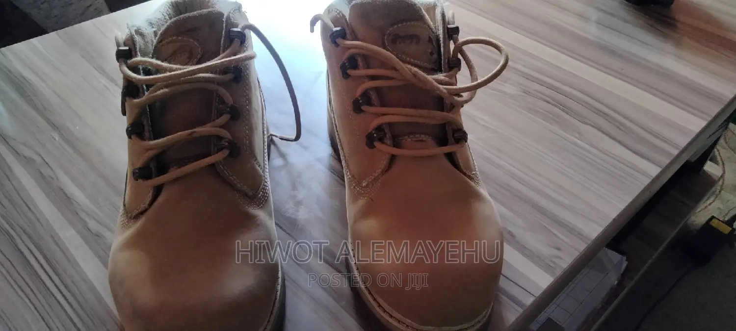 Nice and Comfort Shoes