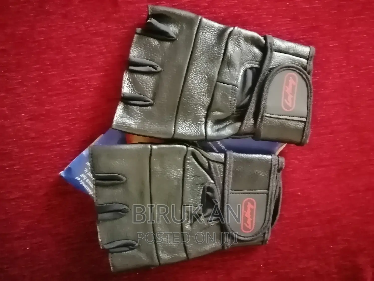Wristwrap Gloves