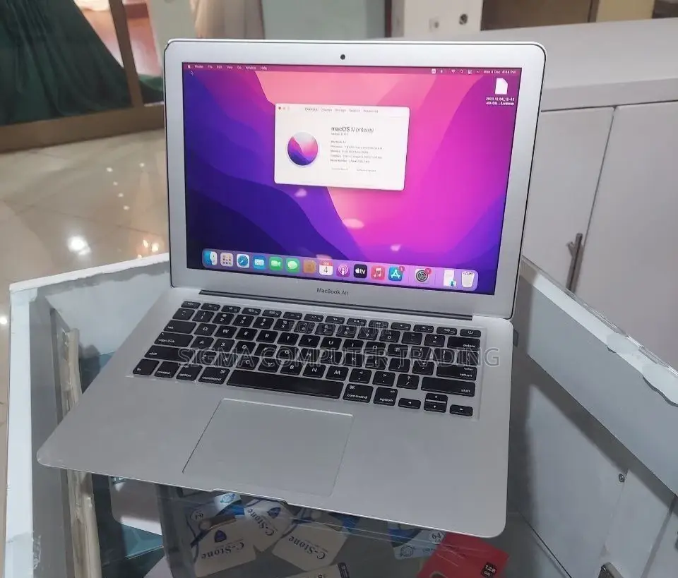 New Laptop Apple MacBook Air 2017 8GB Intel Core I5 SSD 128GB