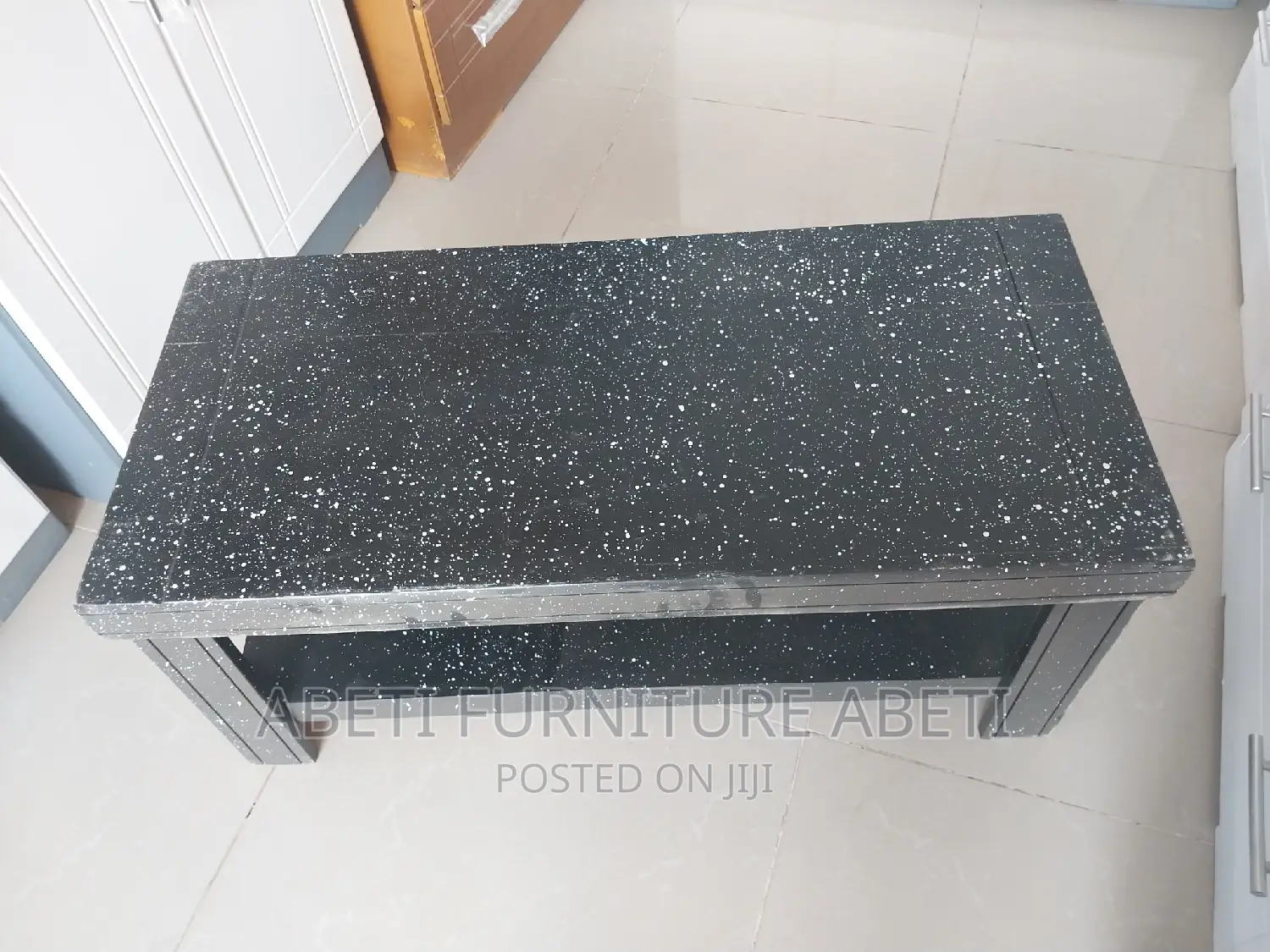 1cmሶፋቴብልአለ