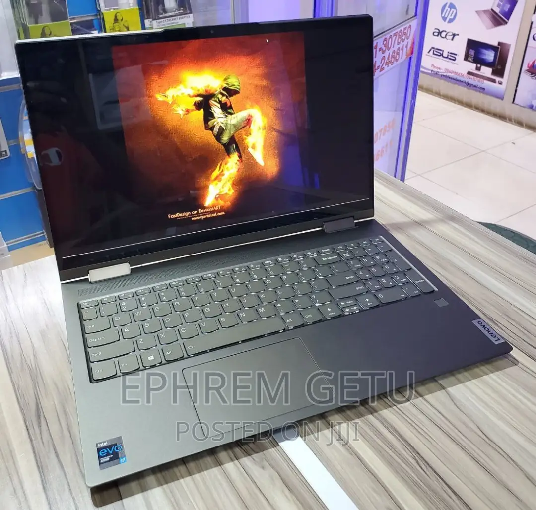 New Laptop Lenovo Yoga 710 12GB Intel Core I7 SSD 512GB