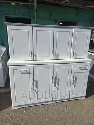 Photo - 1.60 ኪችን ካቢኔት ከነ ተሰቃዪ