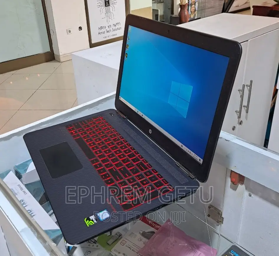 New Laptop HP Omen 15 12GB Intel Core I7 HDD 1T