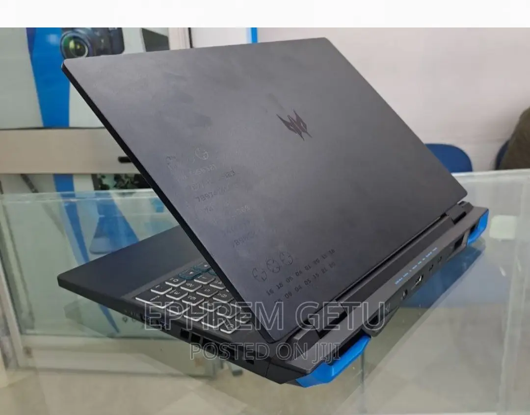 New Laptop Acer Predator Helios 300 16GB Intel Core I9 SSD 1T