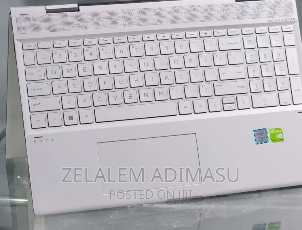 New Laptop HP Envy X360 16GB Intel Core I5 SSD 512GB