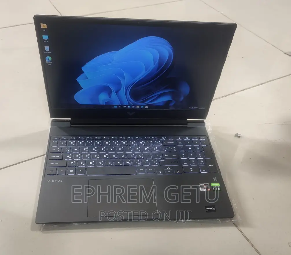 New Laptop HP Victus 16 16GB AMD Ryzen 5 SSD 512GB