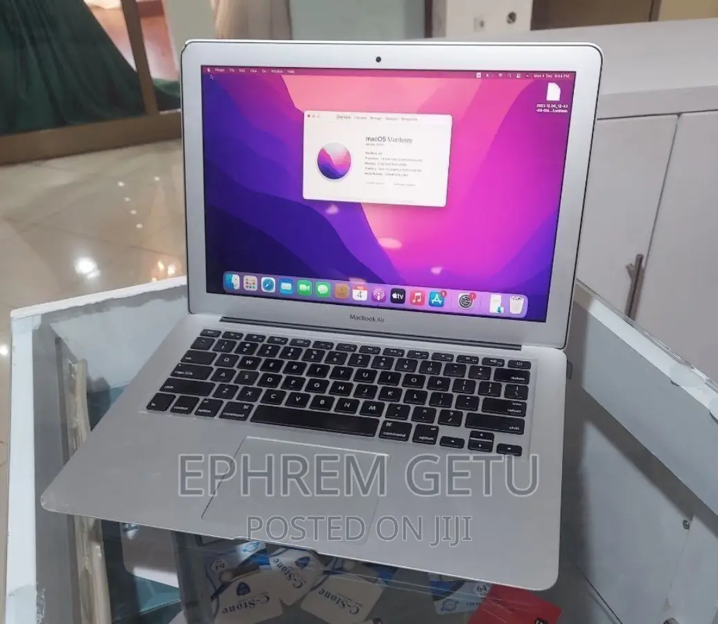 New Laptop Apple MacBook Air 2017 8GB Intel Core I5 SSD 128GB