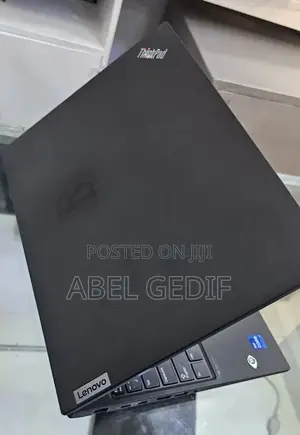 Photo - New Laptop Lenovo Thinkpad T15 Gen1 16GB Intel Core I7 SSD 512GB