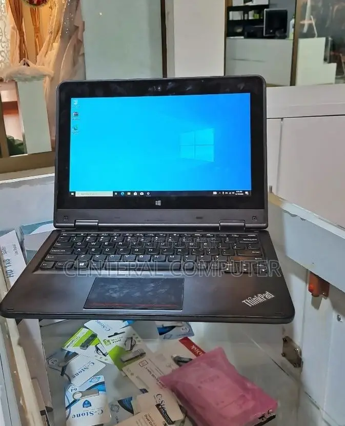 New Laptop Lenovo Yoga 11e 4GB Intel Core 2 Quad SSD 500GB