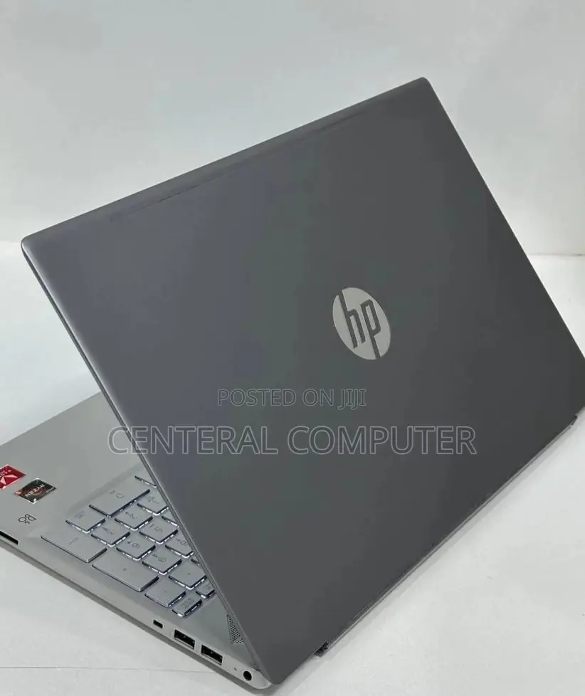 New Laptop HP Pavilion 14-Ce3064st 8GB Intel Core I7 HDD 1T