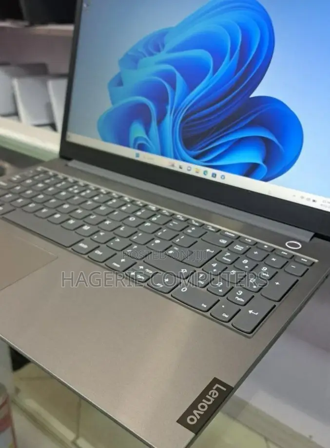 New Laptop Lenovo ThinkBook 15 8GB Intel Core I7 HDD+SSD 1T