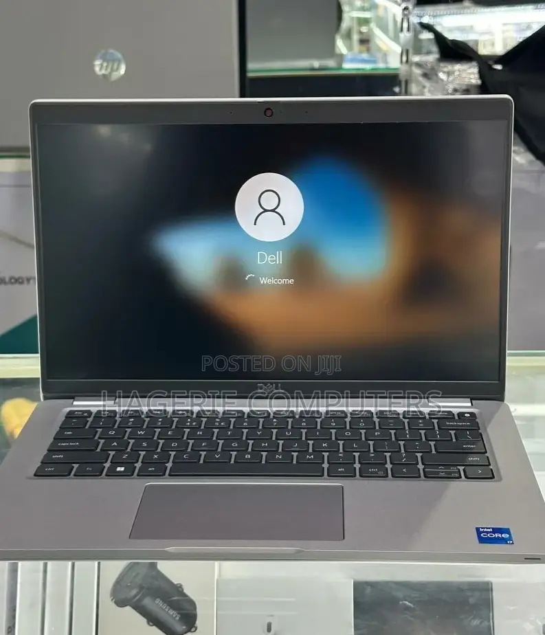 New Laptop Dell Inspiron 15 3543 16GB Intel Core I7 SSD 512GB