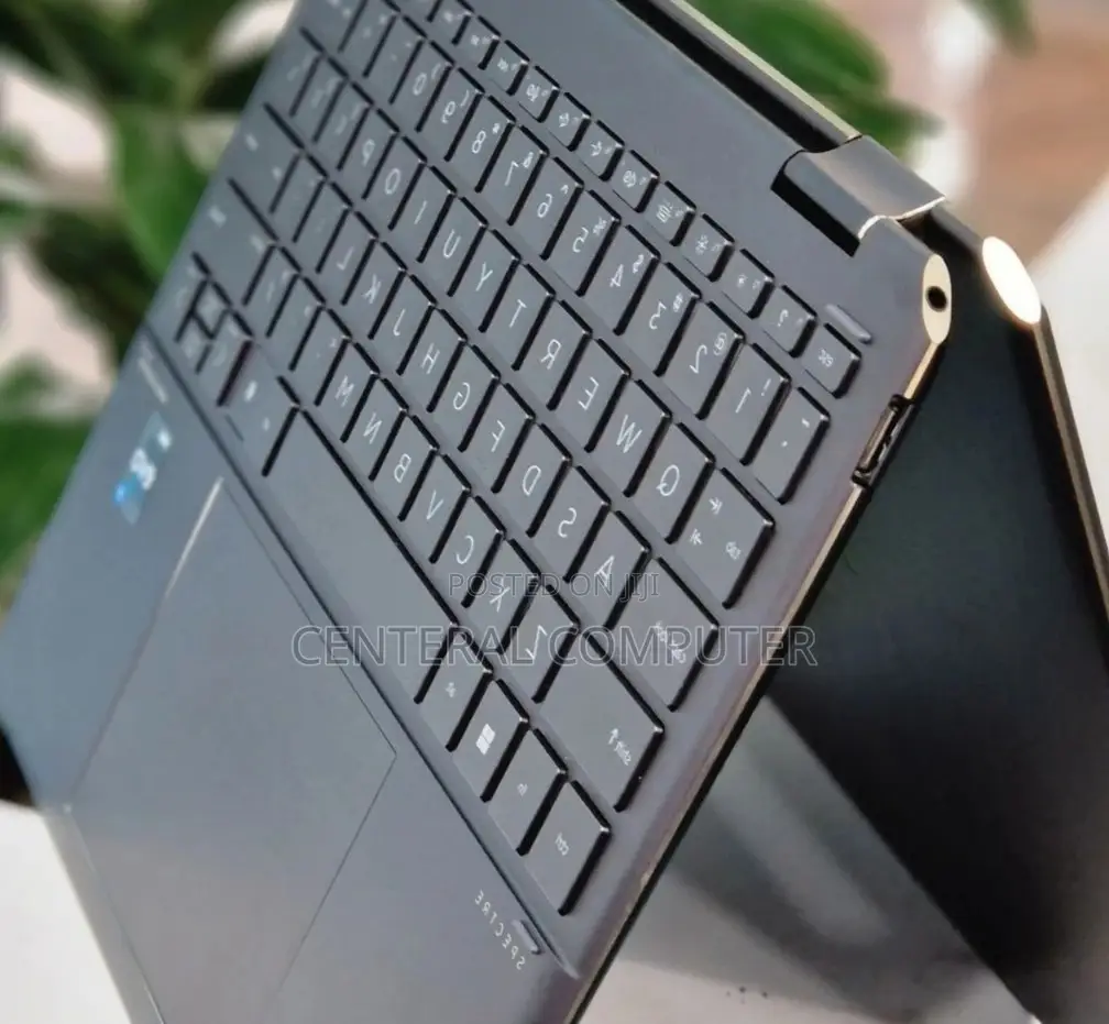 New Laptop HP Spectre 13t 16GB Intel Core I7 SSD 512GB