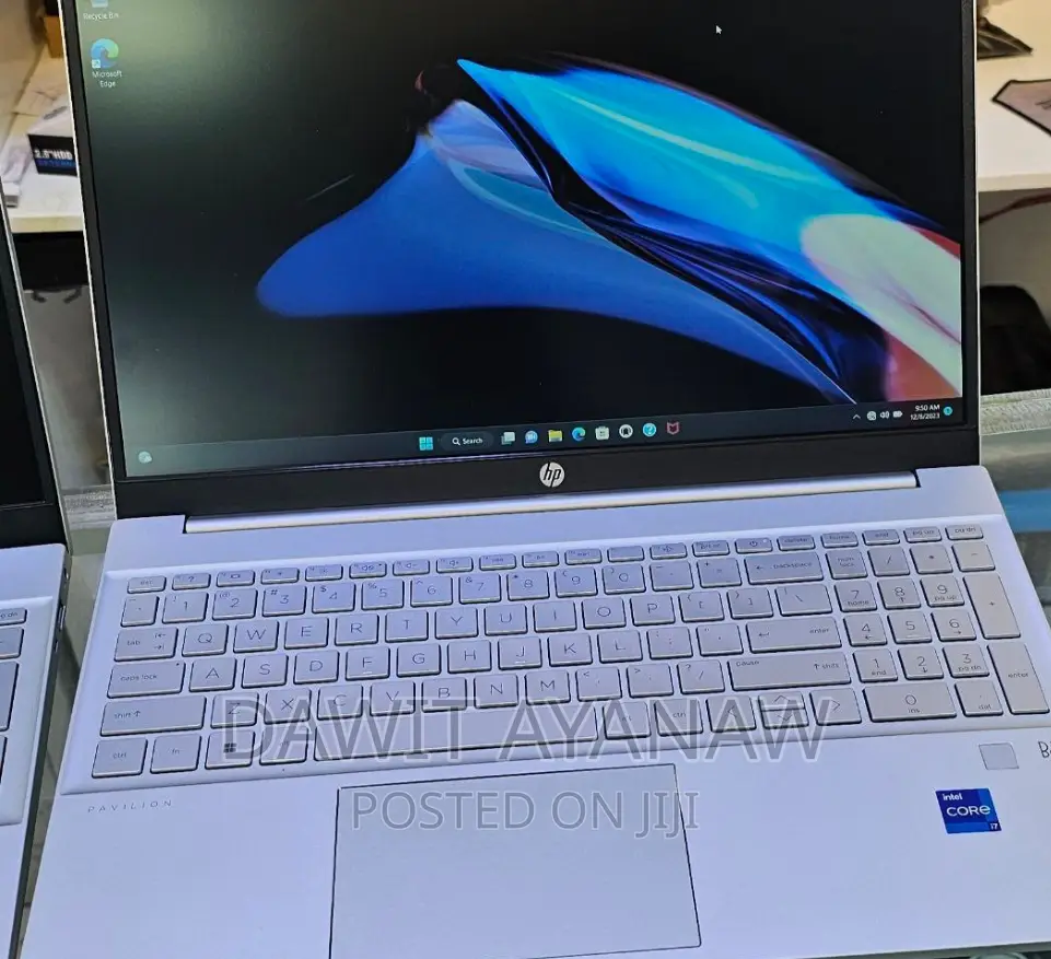 New Laptop HP 16GB Intel Core I7 SSD 512GB