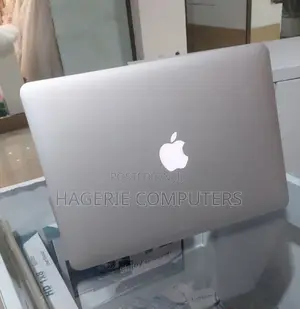 New Laptop Apple MacBook Pro 2020 32GB Intel Core I7 SSD 2T