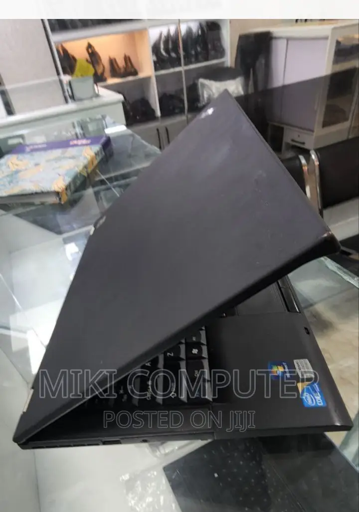 New Laptop Lenovo ThinkPad Yoga 4GB Intel Core I3 HDD 500GB