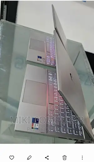 New Laptop HP Pavilion 15 8GB Intel Core I5 SSD 512GB