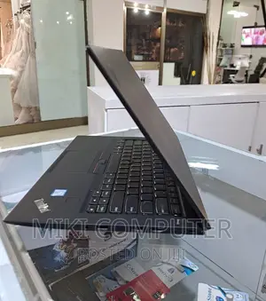 Photo - New Laptop Lenovo ThinkPad X1 Carbon 8GB Intel Core I5 SSD 512GB