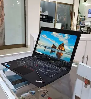 Photo - New Laptop Lenovo ThinkPad X260 8GB Intel Core I5 SSD 512GB