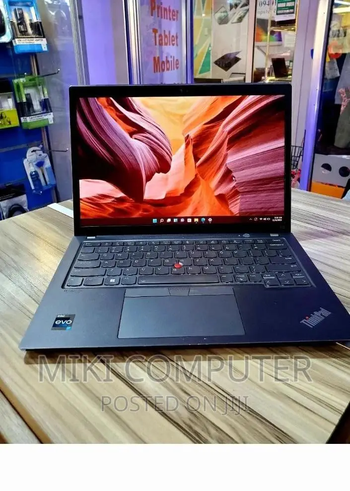 New Laptop Lenovo ThinkPad X13 Gen 2 16GB Intel Core i7 SSD 512GB