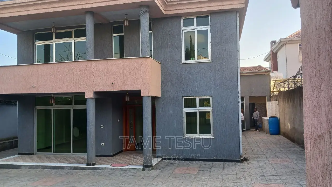 Furnished 5bdrm House in Hayat, Bole for sale