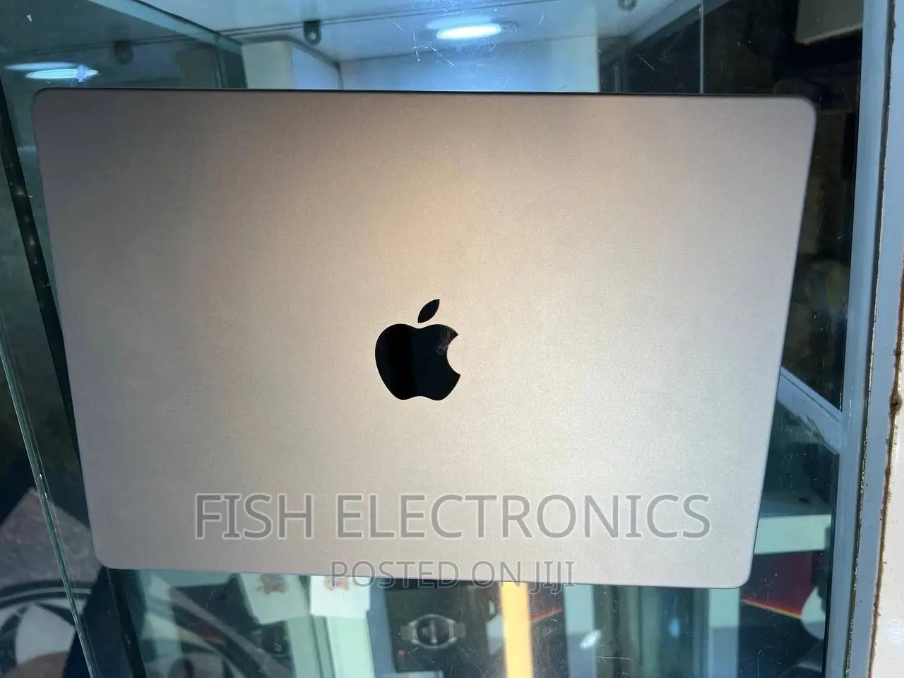 Laptop Apple MacBook Pro 2023 M2 16GB Apple M2 SSD 512GB