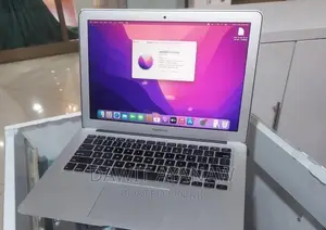 New Laptop Apple MacBook Air 2015 8GB Intel Core i5 SSD 128GB