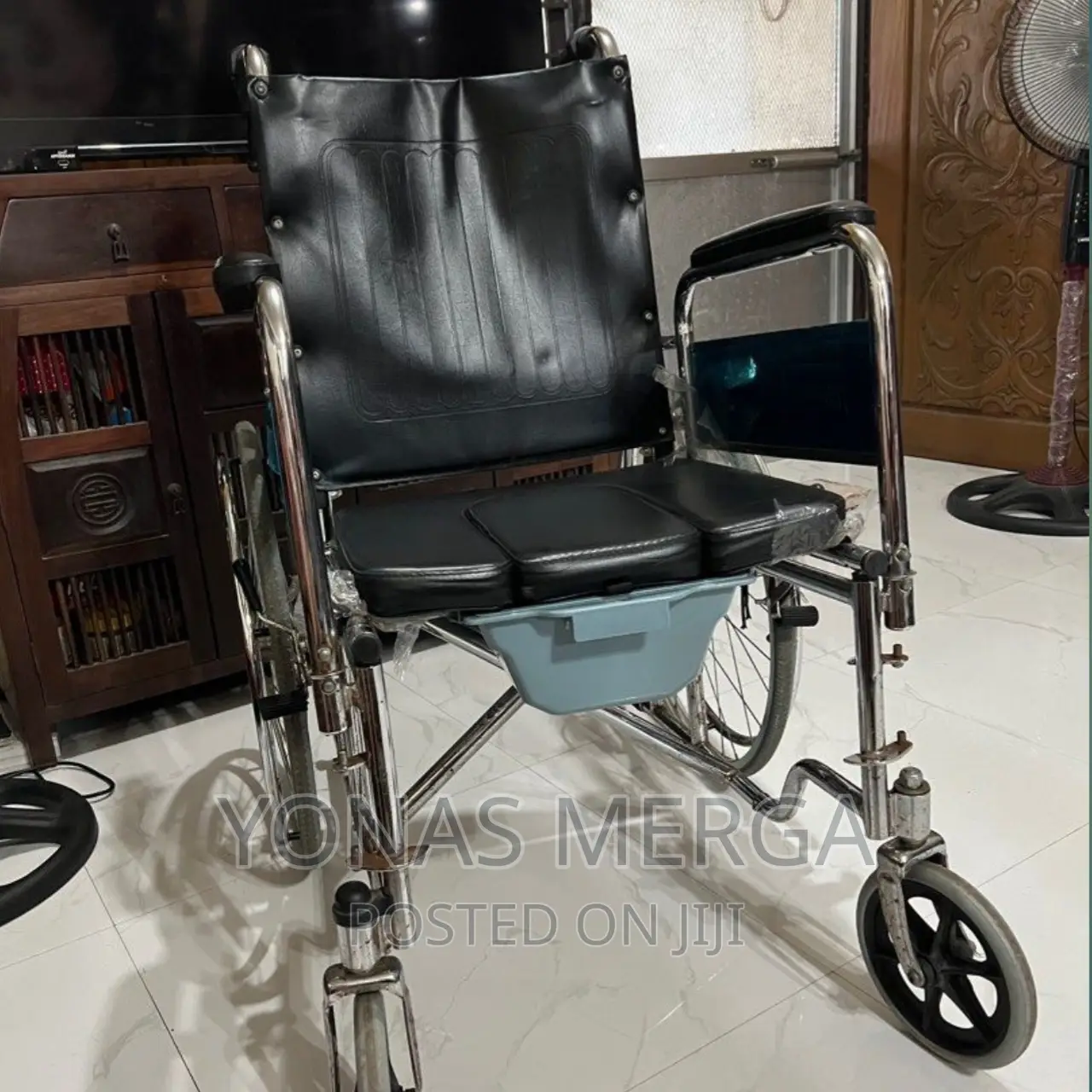 Multi-Purpose Wheelchair_ Aluminum Frame Make Loading Easier