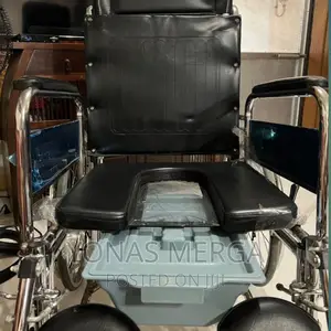 Sleepung Wheelchair_beck Sleeping It Has Foldable Footrests