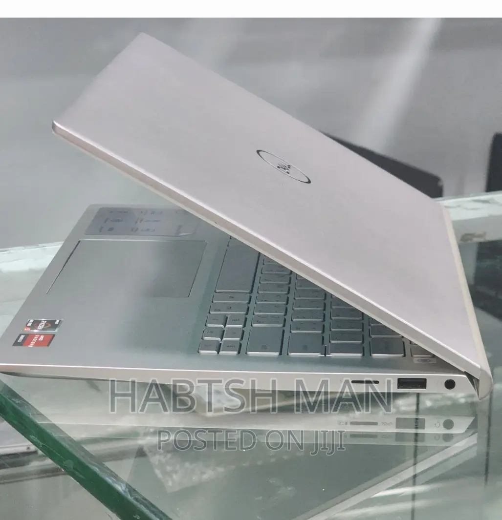 New Laptop HP Stream Notebook 8GB AMD Ryzen 5 SSD 256GB