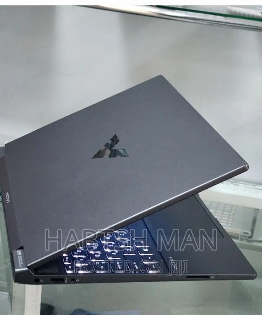 New Laptop HP Victus 16 16GB AMD Ryzen 5 SSD 512GB