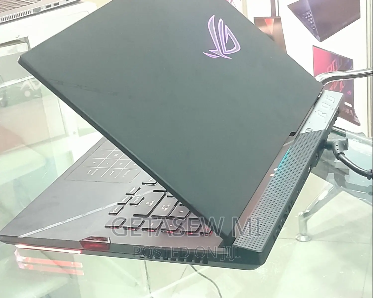 New Laptop Asus ROG Strix G15 16GB Intel Core i9 SSD 1T