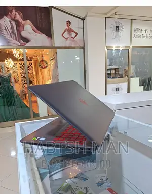 New Laptop HP Omen 15 12GB Intel Core I7 HDD 1T