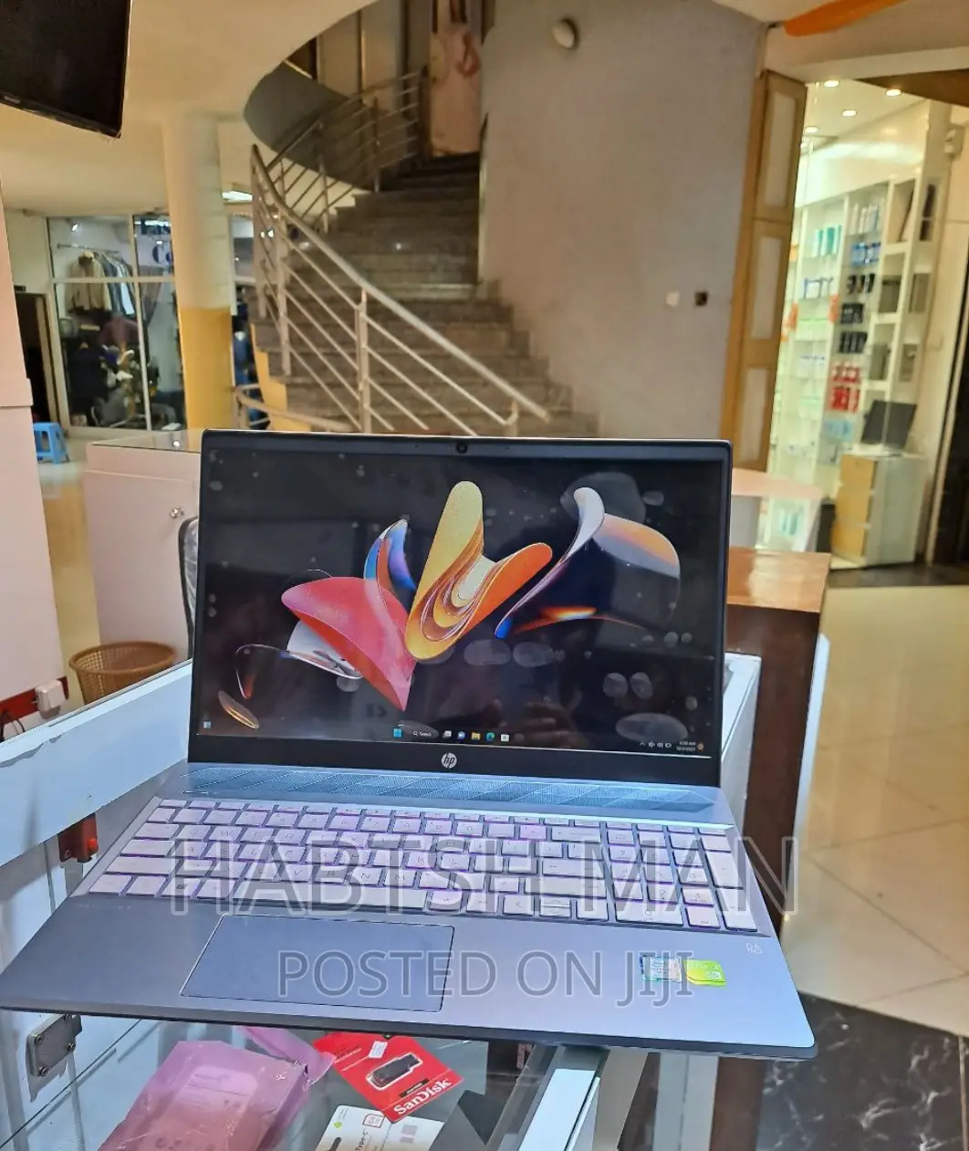 New Laptop HP Pavilion 15 8GB Intel Core I5 SSD 512GB