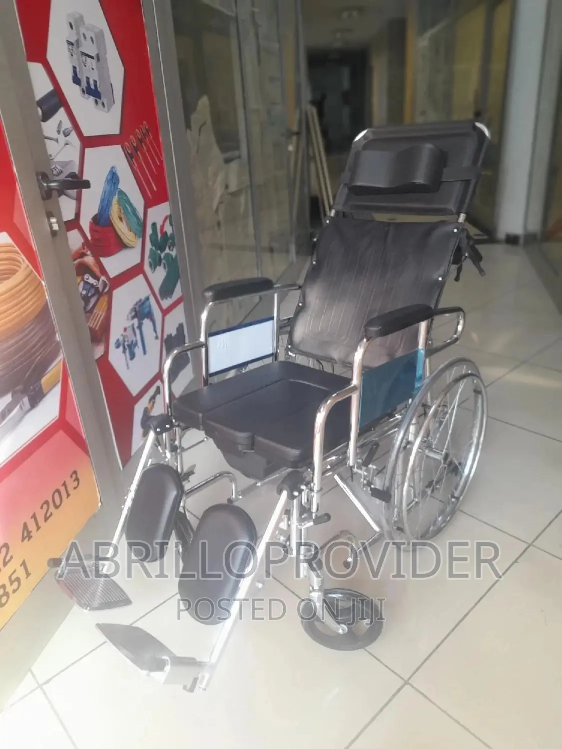 Multifunctional ፖፖ ያለው Wheelchair=Wheelchair~Wheelchair- 