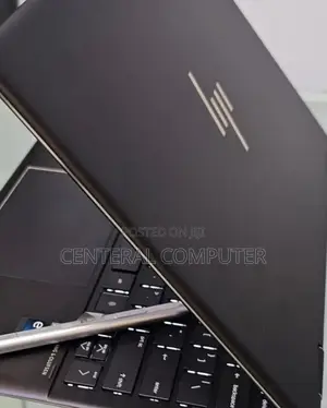 New Laptop HP Spectre 16GB Intel Core I7 SSD 512GB