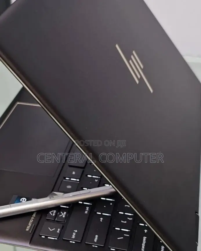 New Laptop HP Spectre 16GB Intel Core I7 SSD 512GB