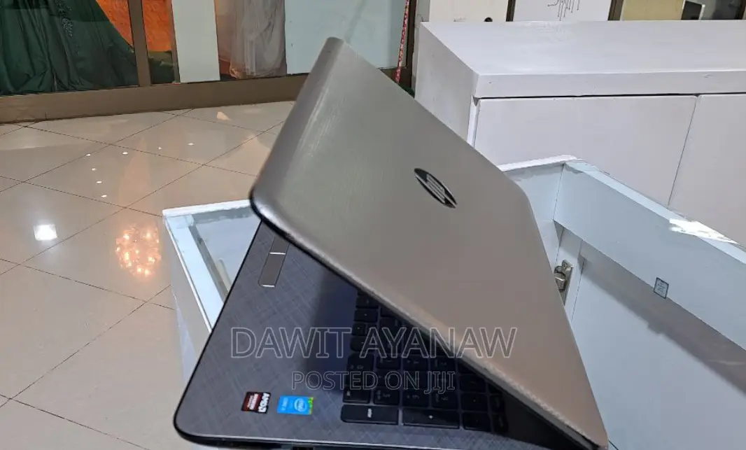 New Laptop HP Stream Notebook 8GB Intel Core I5 SSD 1T