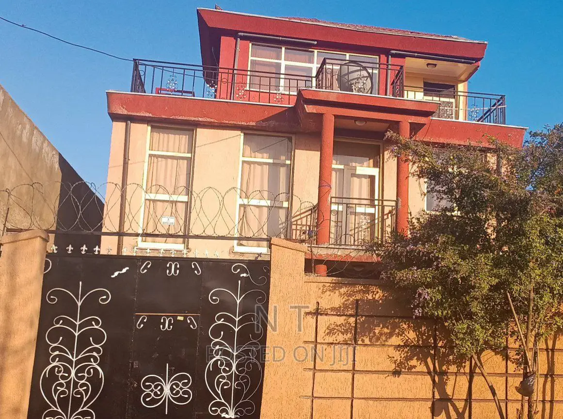5bdrm House in Shegr City Sululuta, Oromia-Finfinne for sale