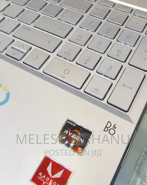 New Laptop HP Pavilion 15 8GB AMD Ryzen 5 SSD 1T