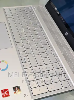 New Laptop HP Pavilion 15 8GB AMD Ryzen 5 SSD 1T