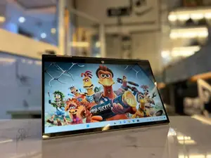 New Laptop HP 17-3000 16GB Intel Core I5 SSD 512GB